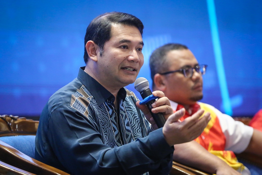 Economic Minister Rafizi Ramli speaks during the Mid-Term Review Session of the 12th Malaysia Plan and town hall session with the Selangor State Government at MBSA Convention Centre in Shah Alam  June 1, 2023. — Picture by Yusof Mat Isa