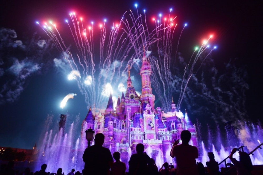 According to Chinese official media report today that the Chinese city of Wuhan was in talks with Walt Disney Co over a potential project was fake. ― Reuters file pic