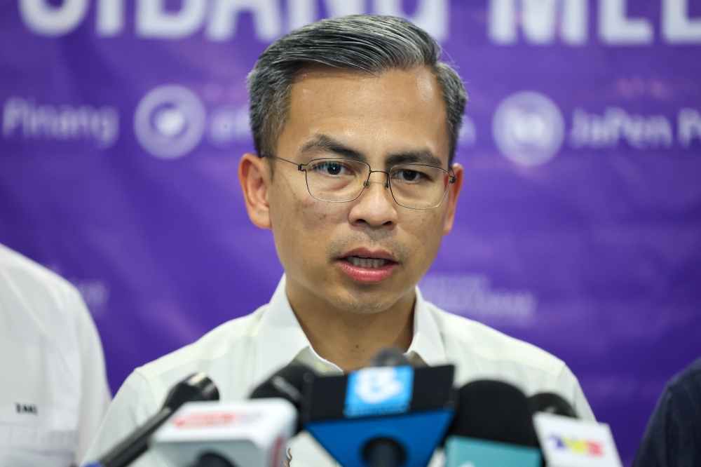Communications and Digital Minister Fahmi Fadzil says the government will ensure any form of action that may be imposed on Telegram will have a minimal impact on its users. ― Bernama pic