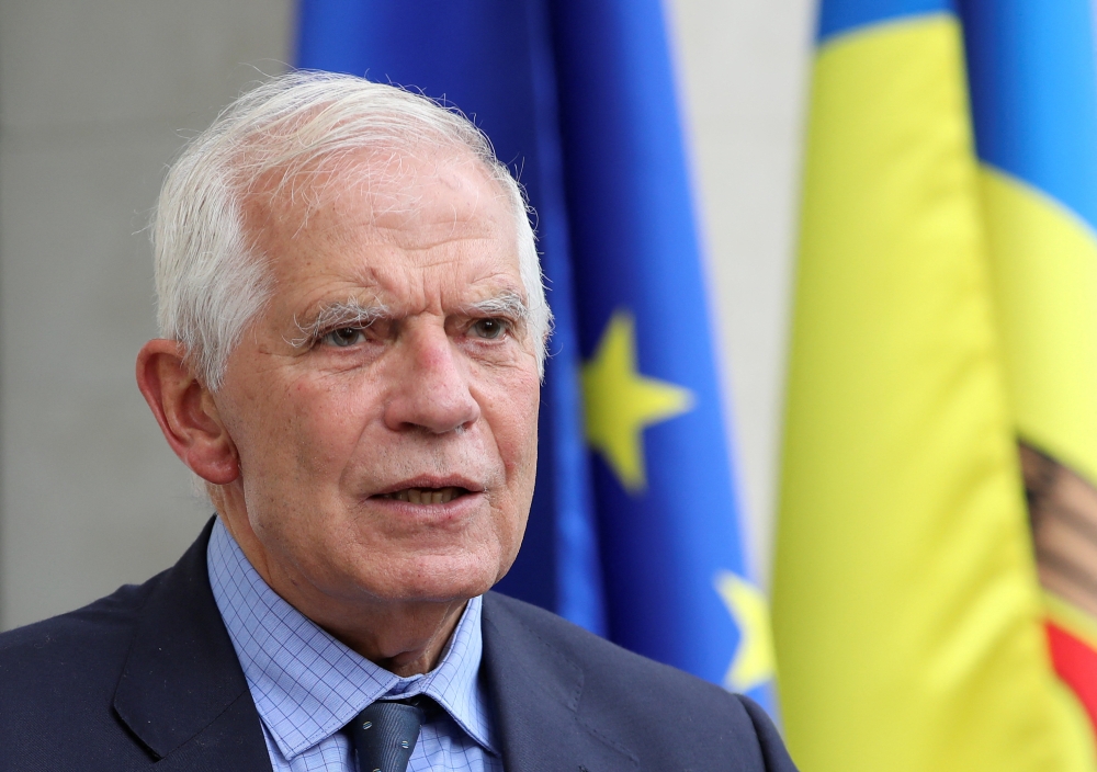 EU’s top diplomat discusses Ukraine’s ammunition needs with South Korea ...