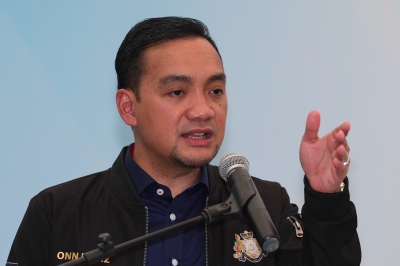 Johor MB suggests opening contra lane to overcome congestion at border with Singapore - Vimarsana News