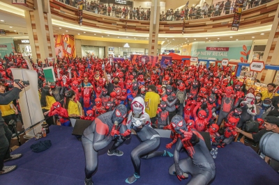 Sony Pictures Malaysia 和 Aeon Mall 创下蜘蛛侠服装最大规模聚会的新世界纪录