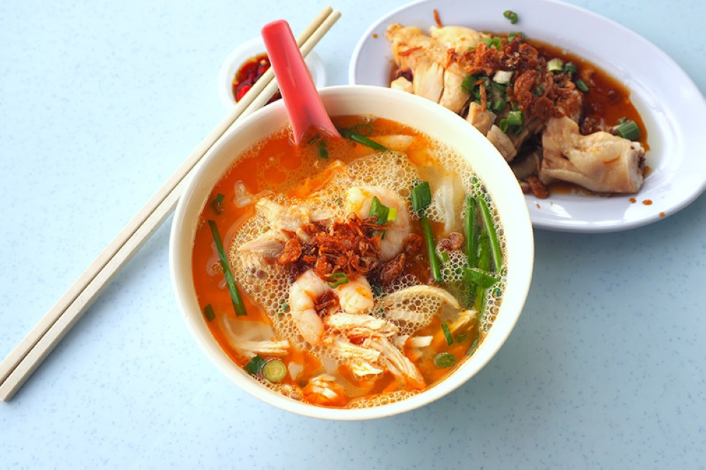 Chan Hainan Kopitiam's ‘kai see hor fun’ may be from a central kitchen but it's a very satisfying bowl of smooth ‘hor fun’ paired with a luscious chicken broth laced with prawn oil — Pictures by Lee Khang Yi