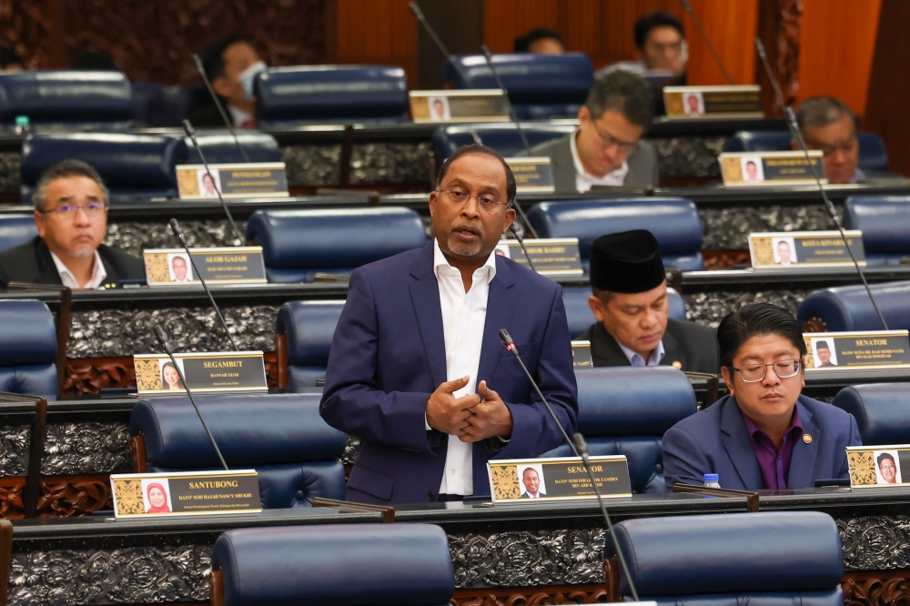Foreign Minister Datuk Seri Zambry Abdul Kadir speaks at Parliament, June 7, 2023. — Bernama pic 