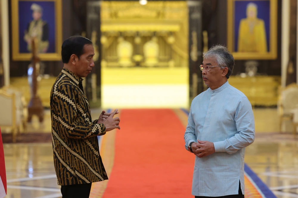 Yang di-Pertuan Agong, Al-Sultan Abdullah Ri’ayatuddin Al-Mustafa Billah Shah with Indonesian President Joko Widodo at Istana Negara, June 8, 2023. — Bernama pic  