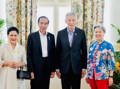 ‘Delighted’ to be Covid-free, Singapore’s Prime Minister meets Indonesian President Jokowi for chicken rice