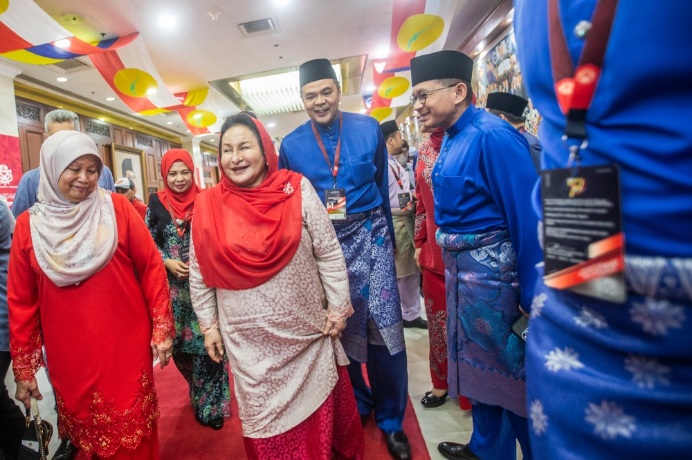 Datin Rosmah Mansor (centre) is seen leaving after Umno's general assembly at World Trade Centre in Kuala Lumpur June 10, 2023. ― Picture by Hari Anggara