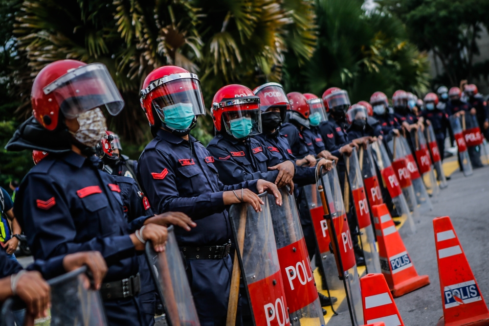 Technology used in crime fighting can also be used to promote police transparency and improve objectivity. With an allocation of RM30 million, Malaysia is looking to equip its police officers with body cameras. ― Picture by Hari Anggara.