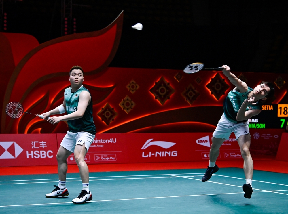File photo of Aaron Chia-Soh Wooi Yik in action at the Bangkok at Badminton World Federation (BWF) World Tour Finals 2022. -Badminton Association of Thailand FB-