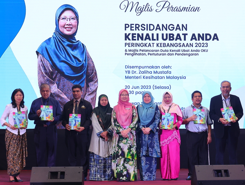 Health Minister Dr Zaliha Mustafa (centre) with the six ambassadors in Putrajaya, June 20, 2023. — Bernama pic 