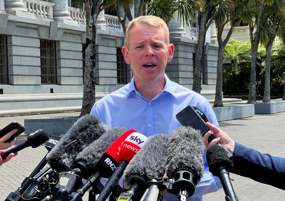 New Zealand Prime Minister Chris Hipkins, ahead of his official trip to China at end of this month, said today he did not agree with US President Joe Biden’s remark that Chinese leader Xi Jinping was a dictator. — Reuters pic