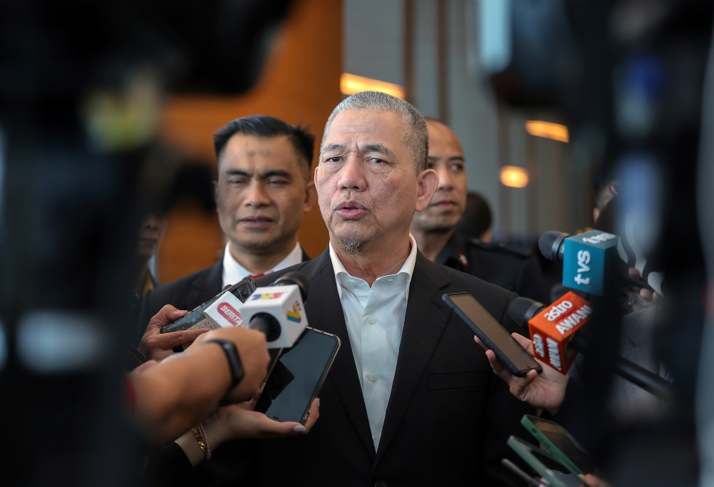 Deputy Prime Minister Datuk Seri Fadillah Yusof says the MA63 Technical Committee’s meeting in early July will discuss in detail the issues to be ironed out in relation to Sarawak’s wish to take over Bintulu Port from the federal government. ― Bernama pic