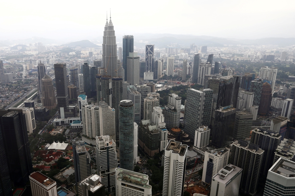 S&P Global’s chief economist says Malaysia is on track to becoming a high-income nation by 2025 and it is partially attributable to the country's emerging role as a technology leader. ― Reuters file pic