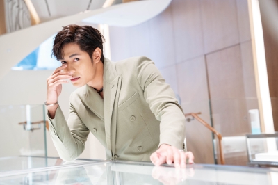 Luxury brand Tiffany & Co. appoints Malaysian actor Merqeen as its 'Friend of The House' - Vimarsana News