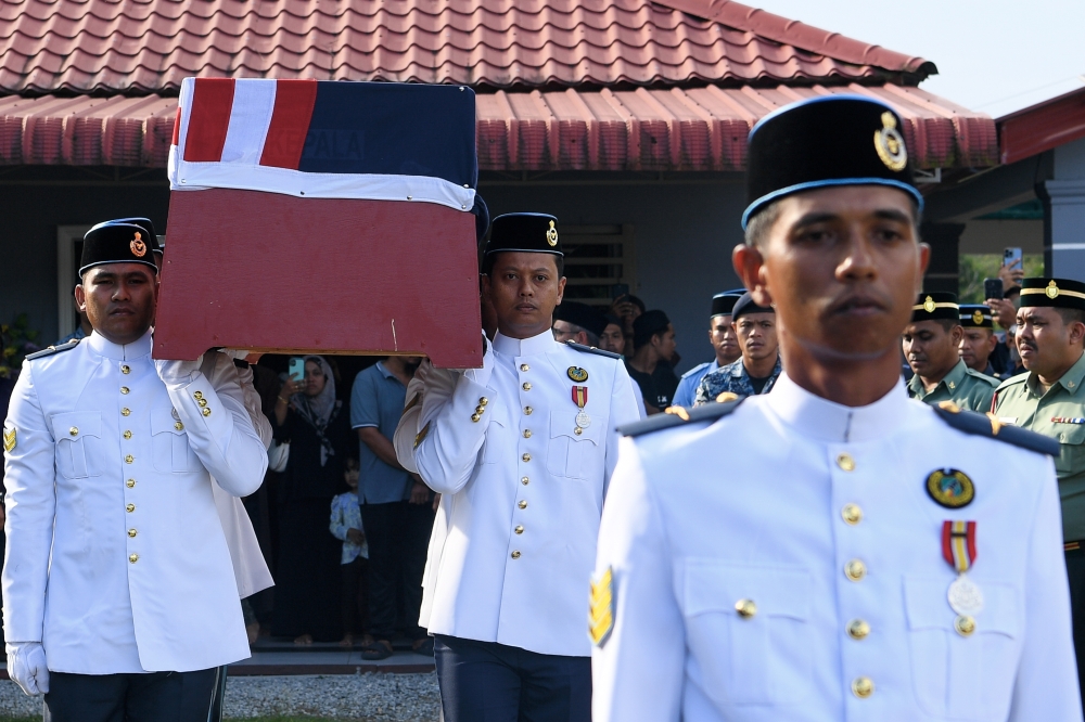 Defence minister: Explosives experts investigating RMAF training ...
