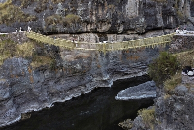 Gravity-defying: Revamping an Inca rope suspension bridge - Vimarsana News