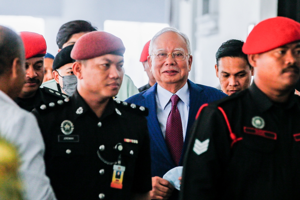 A political analyst claimed that by turning down Datuk Seri Najib Razak’s amnesty request, it will risk angering his supporters. ― Picture by Hari Anggara