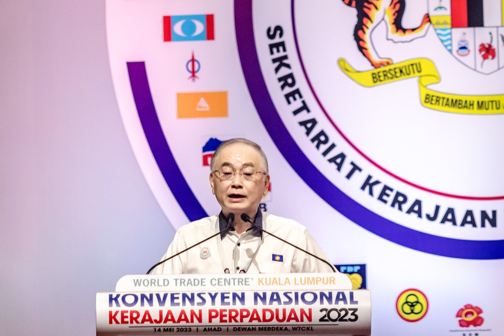 Datuk Seri Wee Ka Siong says MCA is yet undecided on whether or not to contest in the six state elections that are due soon. ― Picture by Firdaus Latif