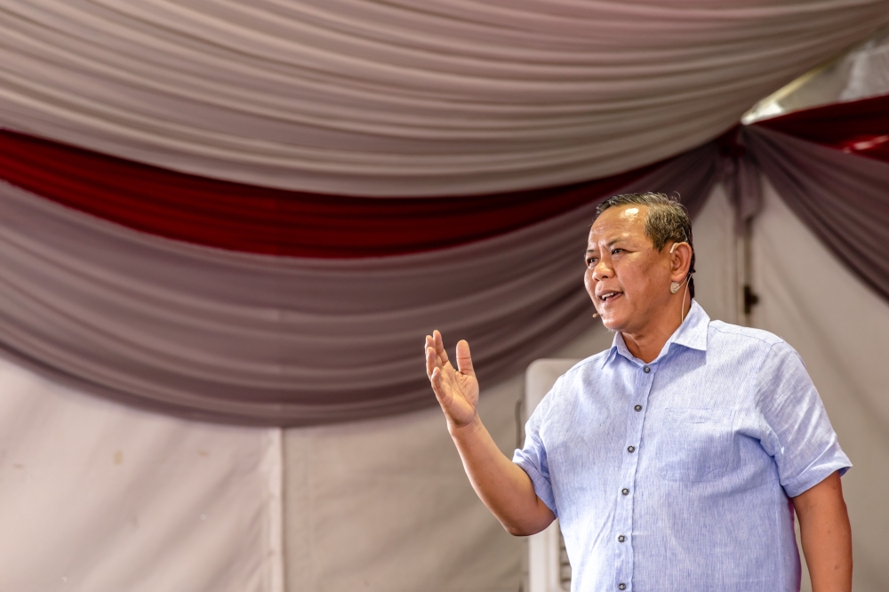 Caretaker Menteri Besar Datuk Seri Aminuddin Harun said the apprehension that has emerged is merely a narrative played up by DAP’s opponents to garner Malay votes in the upcoming state polls. — Picture by Firdaus Latif