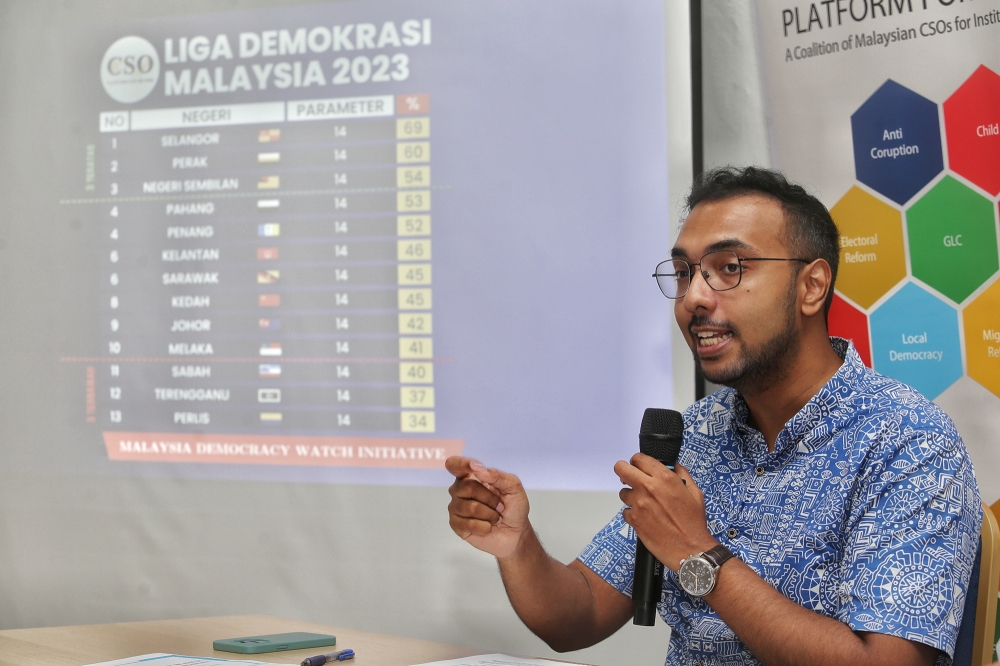Undi18 co-founder Tharma Pillai at the CSO Platform for Reform press conference on Malaysia Democracy Watch: Parliament & State Assemblies in Petaling Jaya, July 4, 2023. — Picture by Choo Choy May