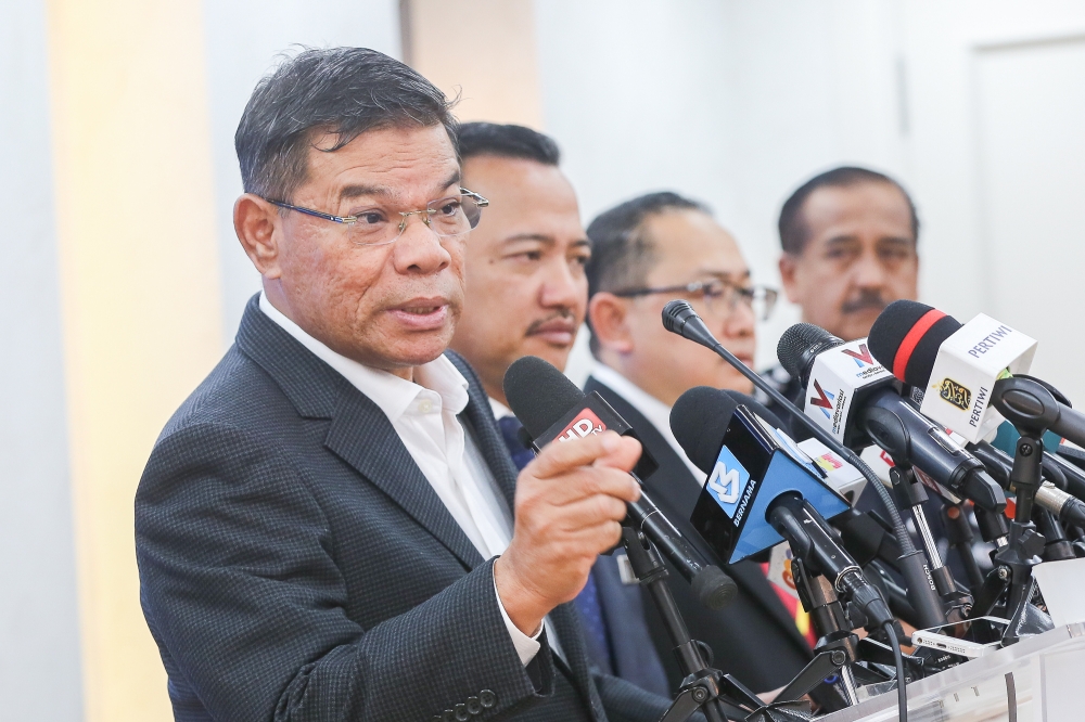 Home Minister Datuk Seri Saifuddin Nasution Ismail said he had personally received the complaint from the applicant who was contacted by the NRD staff recently. — Picture by Yusof Mat Isa