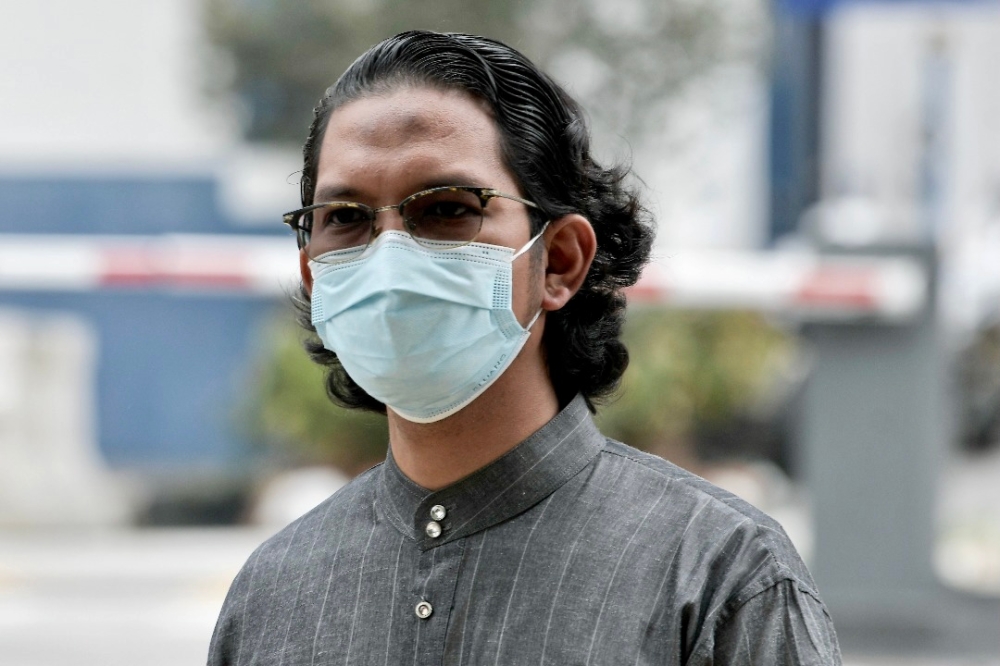 Johor DAP vice-chairman Sheikh Umar Bagharib Ali was commenting on the recent death allegedly due to an ambulance breakdown, which caused another ambulance to be dispatched from Kluang that arrived late. — Picture courtesy of Sheikh Umar Bagharib Ali