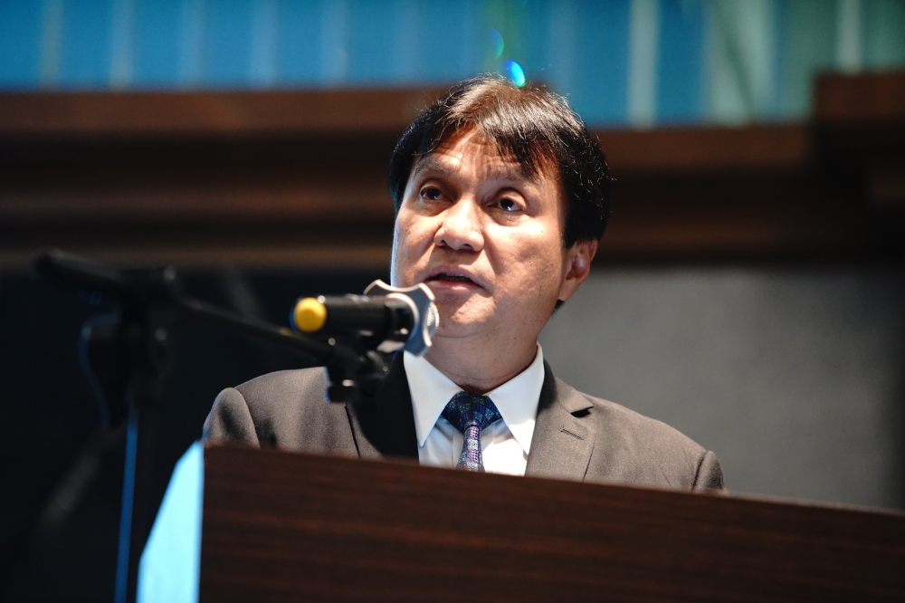 Sochli mushuk porno onlayn