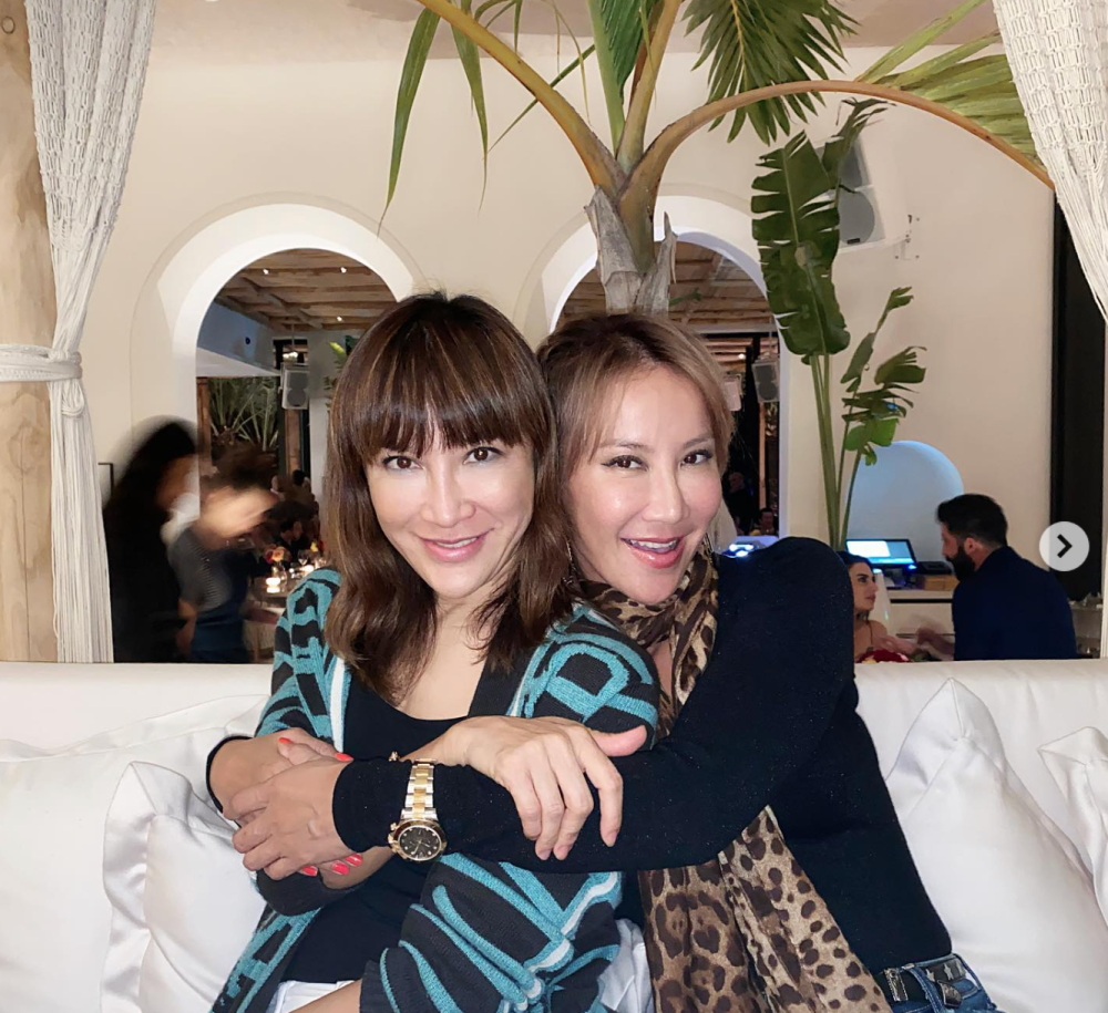 Singer Coco Lee (right) is seen here pictured with her sister Nancy. — Picture via Instagram/Coco Lee