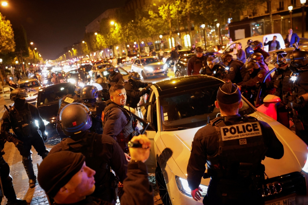Paris protest against police violence banned after riots | Malay Mail