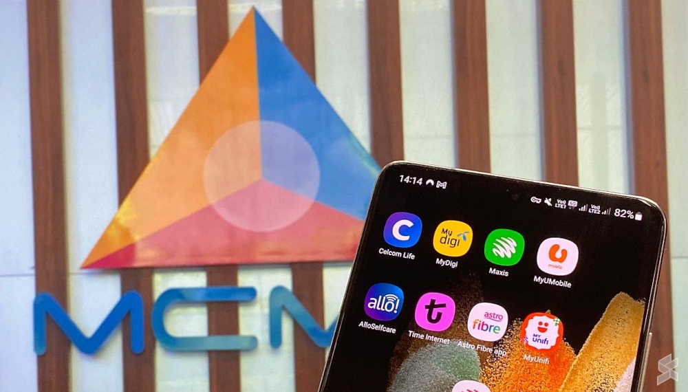 Fast forward four months later, we have yet to see any major price revision and it seems there’s a lack of enforcement from the Malaysian Communications and Multimedia Commission (MCMC). — SoyaCincau pic