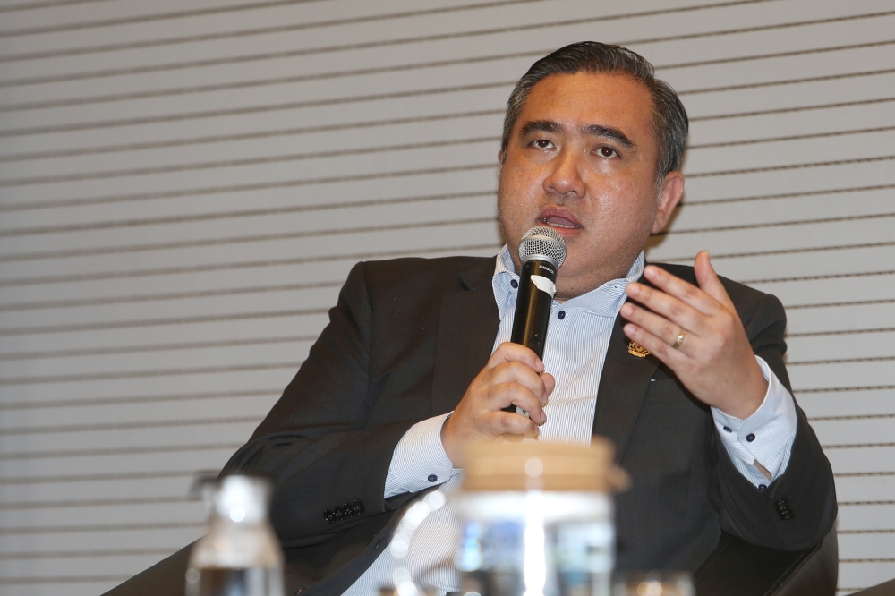 Anthony Loke challenged caretaker Kedah menteri besar Datuk Seri Muhammad Sanusi Md Nor to back up his claim that non-Muslims are the biggest facilitators of corruption in the country. — Picture by Choo Choy May.