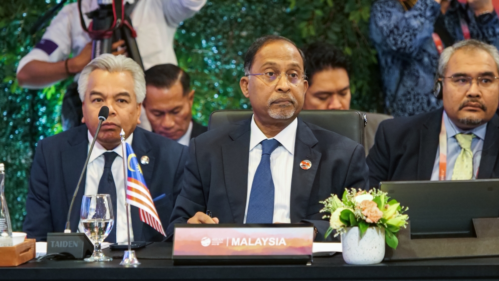 Foreign Minister Datuk Seri Zambry Abdul Kadir, during the Post-Asean Ministerial Conference meeting with Russian Foreign Minister Sergey Lavrov and Director of the Office of the Central Commission for Foreign Affairs of China, Wang Yi, in Jakarta, July 13, 2023. — Bernama pic 