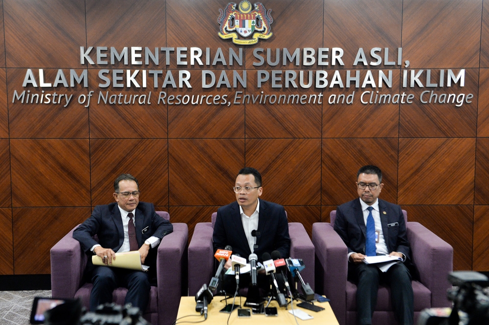 Natural Resources, Environment and Climate Change Minister Nik Nazmi Nik said the decision to develop the SOP was made during a National Mineral Council Meeting chaired by Deputy Prime Minister Datuk Seri Fadillah Yusof last May. — Picture by Miera Zulyana