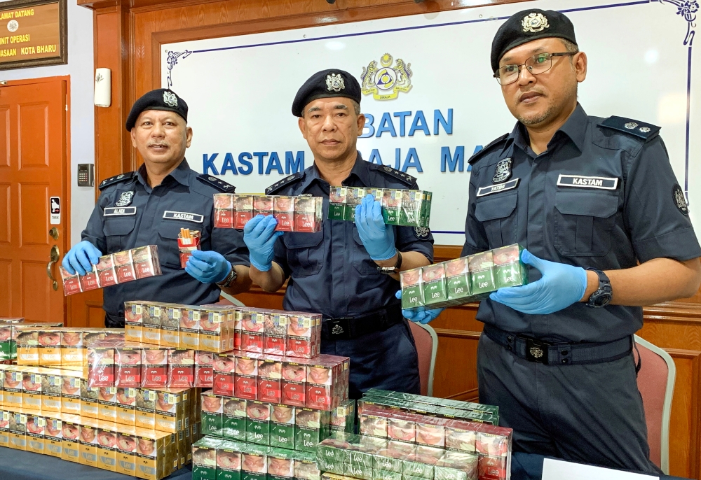The Royal Malaysian Customs Department in Kelantan broke up an attempt to smuggle cigarettes worth almost RM2 million including tax in an operation in Jalan Kuala Kemasin, Bachok last Tuesday. — Bernama pic