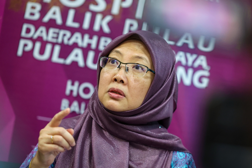 Health Minister Dr Zaliha Mustafa at a press conference after opening the Emergency and Outpatient Department at Balik Pulau Hospital, July 18, 2023. — Bernama pic 