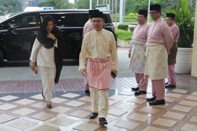 Fahmi: Enforcement agencies, social media platforms reach agreement to form coordination unit for 3R issues - Vimarsana News