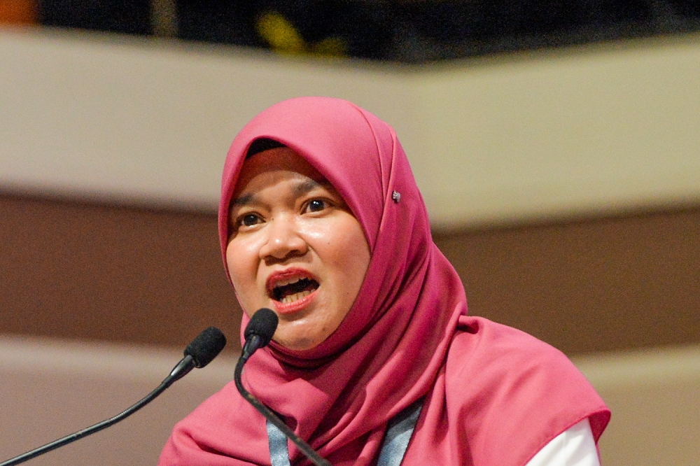 Education Minister Fadhlina Sidek instructed all schools to conduct a risk assessment to ensure that all infrastructure and facilities are safe to use to prevent any untoward incidents. — Picture by Miera Zulyana