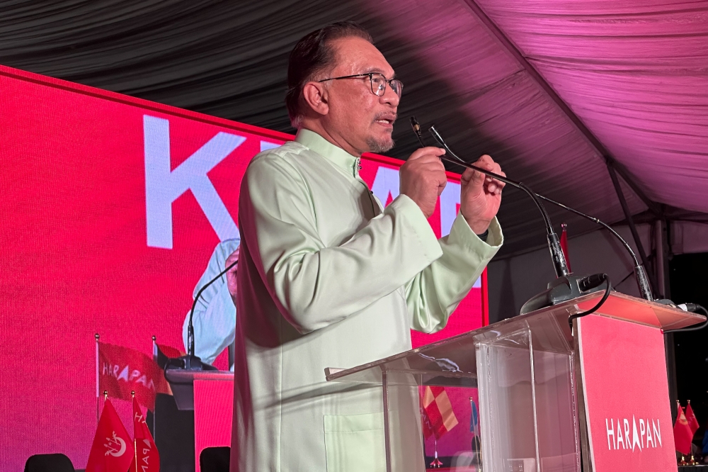 Prime Minister Datuk Seri Anwar Ibrahim said elements of knowledge, manners and good morals are essential in Muslim society to avoid tension arising from differences of opinion. — Picture by Shafwan Zaidon