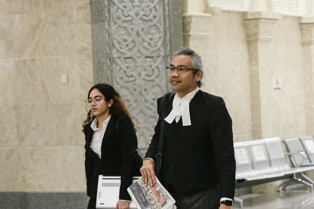 Lawyer Fahri Azzat at the Court of Appeal, Palace of Justice in Putrajaya, July 24, 2023. —Picture by Sayuti Zainudin