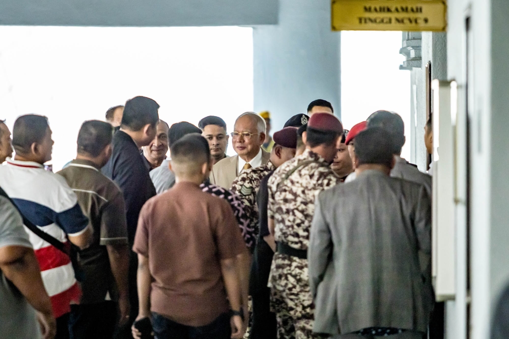 Jailed Former Prime Minister Datuk Seri Najib Razak is pictured at the Kuala Lumpur Court Complex, in Kuala Lumpur July 27, 2023. — Picture by Firdaus Latif