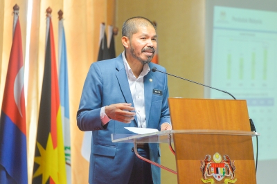 Stats Dept: Malaysia's average household income rises to RM8,479 in 2022 - Vimarsana News