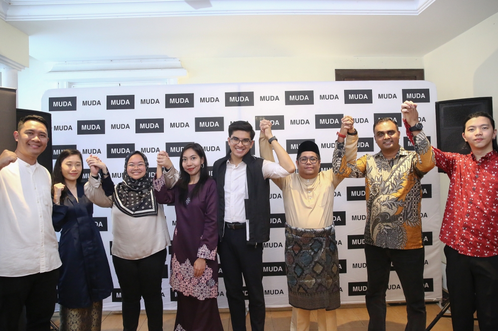 Muda now only holds a Parliamentary seat in president Syed Saddiq’s (centre) Muar, and the Puteri Wangsa state seat in Johor won by deputy president Amira Aisya Abdul Aziz in the snap poll called in March last year. — Picture by Yusof Mat Isa