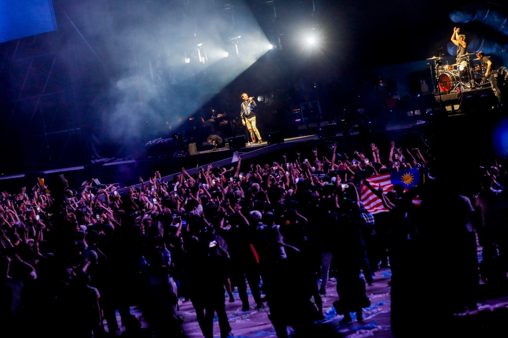 Muse electrified 53,000 concertgoers during their 'Will of the People' concert in KL on July 29. — Picture by Hari Anggara