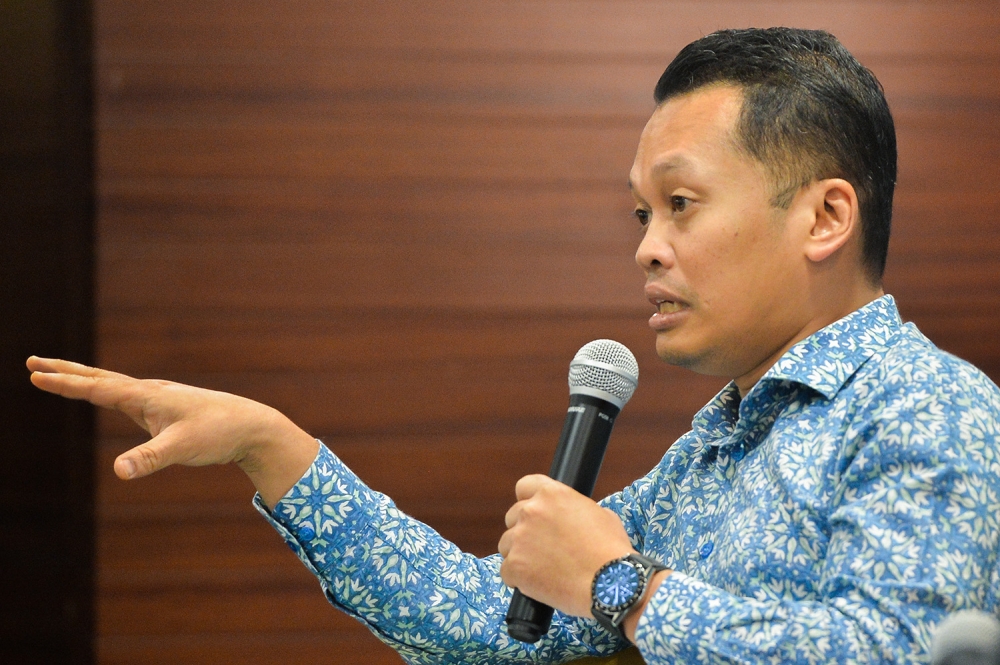 Minister of Natural Resources and Climate Change Nik Nazmi Nik Ahmad, in a statement today, said the ministry will focus on the implementation of all relevant projects and initiatives to support the energy transition commitment. — Picture by Miera Zulyana