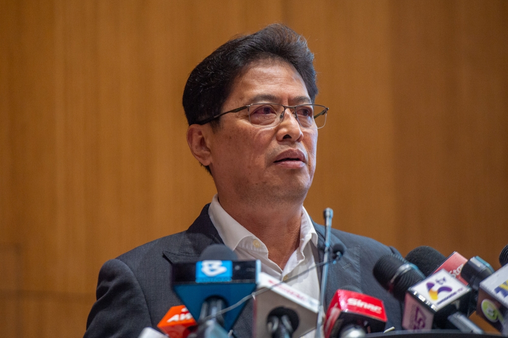 Muda today questioned MACC’s independence after chief commissioner Tan Sri Azam Baki defended the deputy prime minister’s seemingly conditional promise of a grant. — Picture by Shafwan Zaidon