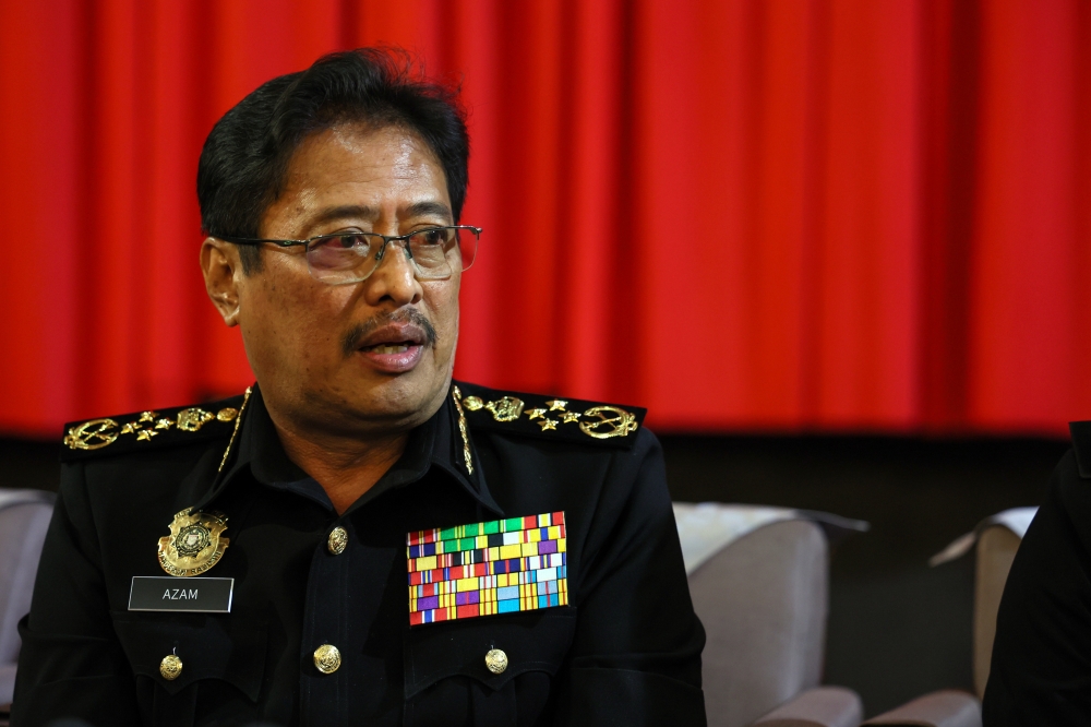 MACC chief commissioner Tan Sri Azam Baki said that the MACC was still tracking several transactions suspected to be payments to obtain tourist visas that are misused to enter the country. — Bernama pic