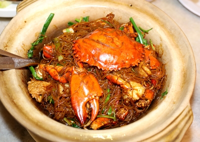 In the mood for crabs? Pop over to Pandan Jaya's Hong Kee Seafood Restaurant to crack some claws - Vimarsana News
