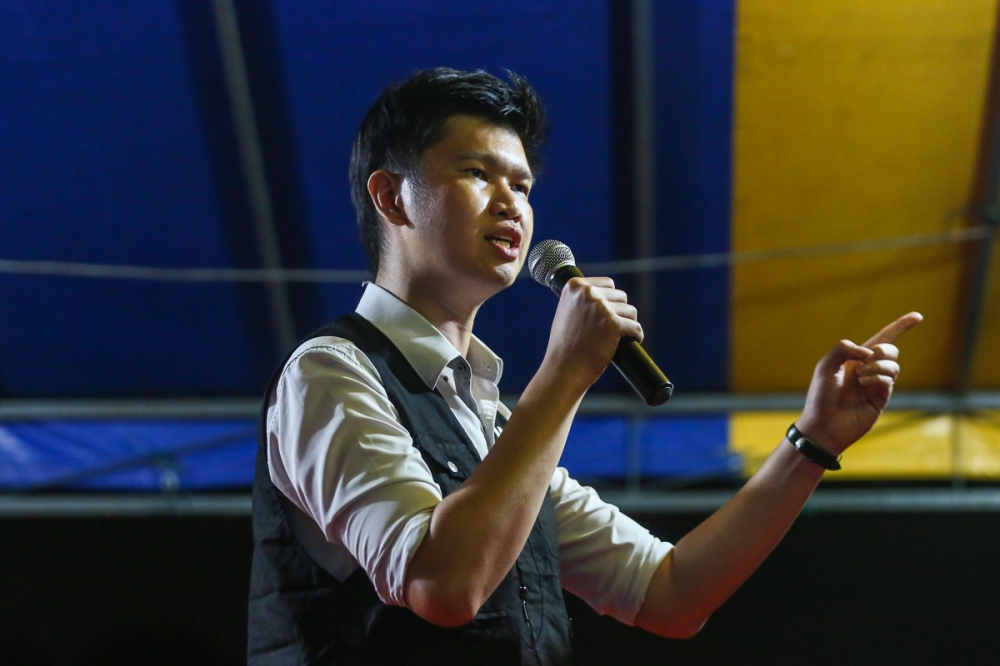 Lawyer Lim Wei Jiet said he has instructions to proceed with the four residents’ lawsuit via judicial review, if the government fails or refuses to agree to provide the documents. — File picture by Yusof Mat Isa