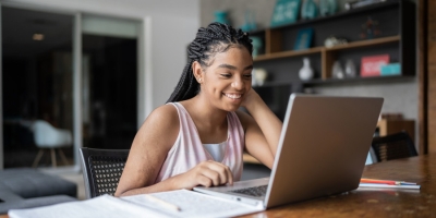 LinkedIn and YouTube step up the development of AI-based tools