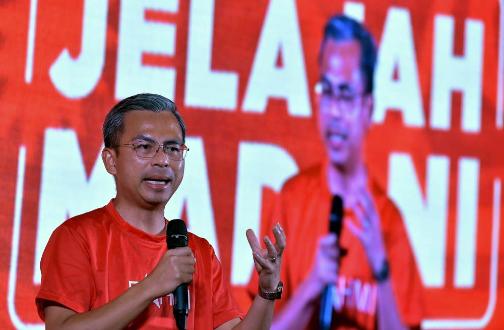 Communications and Digital Minister Fahmi Fadzil says Malaysia is in a very good position to make the vision of a golden digital era a success in the context of Madani Malaysia due to several factors, including a highly skilled workforce to drive the digital economy. ― Bernama pic